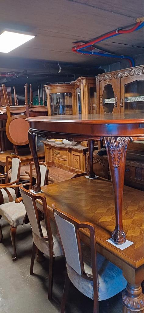 Lot Antieke kasten stoelen tafels .... voor export te koop., Antiek en Kunst, Antiek | Meubels | Kasten, Ophalen