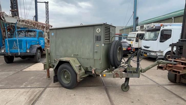 Deutz Deutz Bosch en Eisemann 25 kva aggregaat, Articles professionnels, Machines & Construction | Générateurs