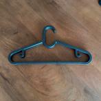 55x zwarte kunststof kledinghangers, Kleding | Dames, Kledinghangers, Ophalen, Zo goed als nieuw, Kunststof