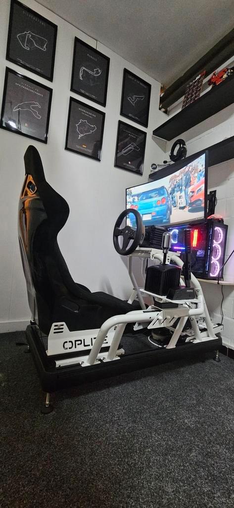 Complete Simracing Setup – Fanatec + R8 Cockpit, Games en Spelcomputers, Spelcomputers | Sony PlayStation 5, Zo goed als nieuw