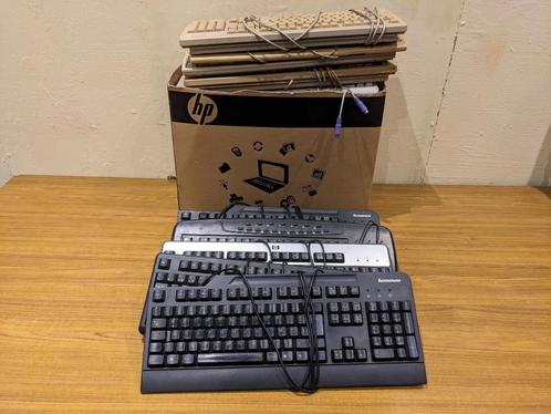 Lot claviers, Computers en Software, Toetsenborden, Gebruikt, Azerty, Bedraad, Ophalen
