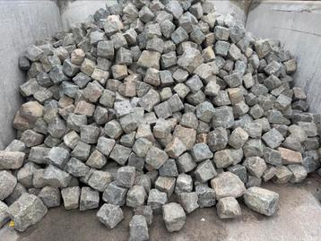Porfier kasseien 15x15 beschikbaar voor biedingen