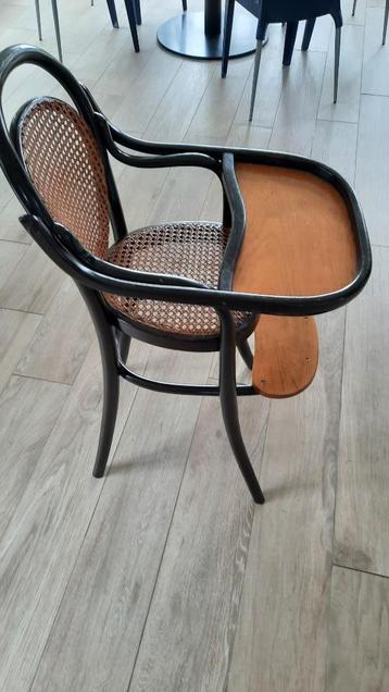 kinderstoel thonet prachtstuk beschikbaar voor biedingen