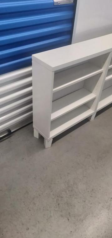 Wit Wandkastje - Ikea - +/- 120 cm lang beschikbaar voor biedingen