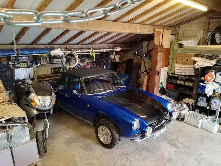 FIAT 124 SPORT SPIDER 1976, Auto's, Oldtimers, Particulier, Fiat, Benzine, Cabriolet, 2 deurs, Handgeschakeld, Blauw, Zwart, Kunstmatig leder