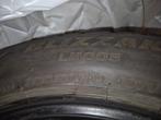 Pneus (2) Bridgestone Blizzak 255 50 R19, Auto-onderdelen, Banden en Velgen, Overige, Winterbanden, Band(en), Ophalen