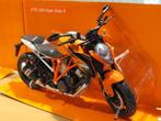 KTM 1290 Super Duke R 1:12 57653, Hobby en Vrije tijd, Modelauto's | 1:5 tot 1:12, Nieuw, Motor, Ophalen of Verzenden, 1:9 t/m 1:12