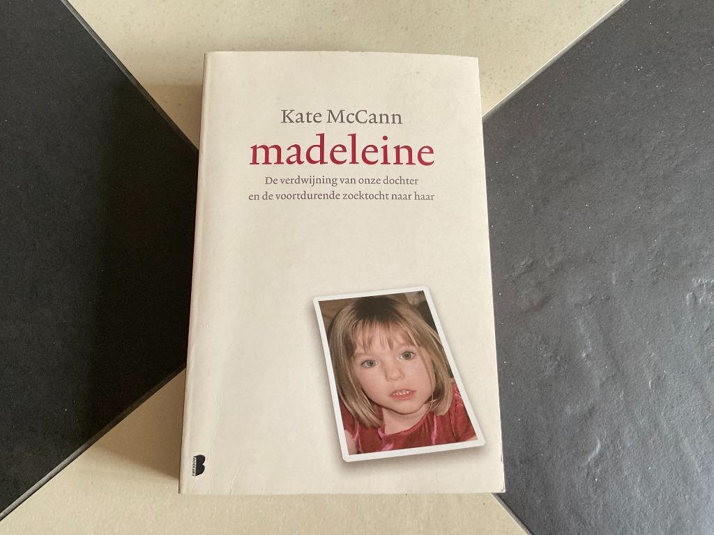 True Crime boek Kate McCann - Madeleine, Enlèvement ou Envoi, Utilisé