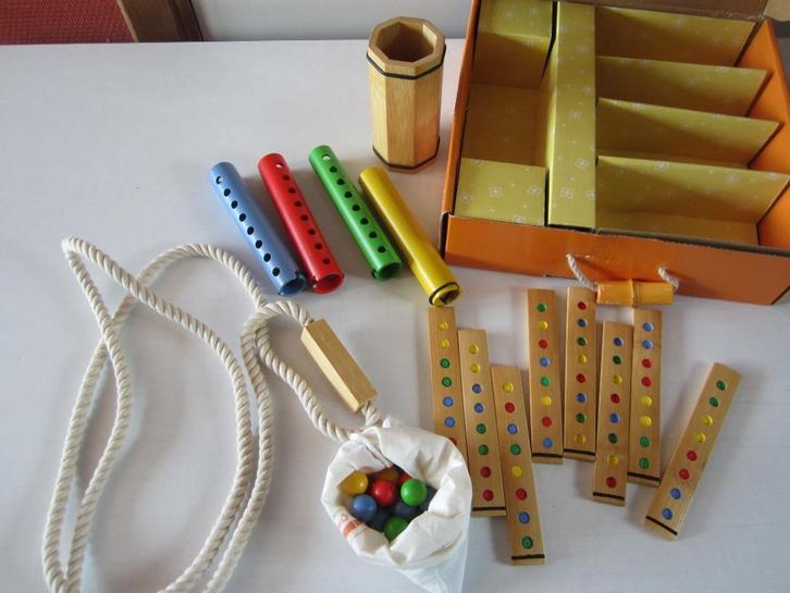 Rapido bamboe bordspel (4-99a) snelheidsobservatie, Hobby en Vrije tijd, Gezelschapsspellen | Overige, Zo goed als nieuw, Drie of vier spelers