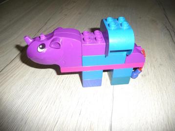 DUPLO Nijlpaard beschikbaar voor biedingen