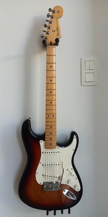 Fender Stratocaster 21" jubileum 75 jaar  beschikbaar voor biedingen