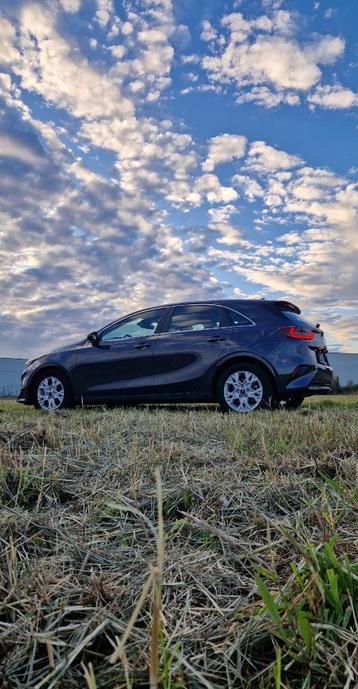 KIA CEED ESSENCE 1.0 À 2023-2000 KM disponible aux enchères