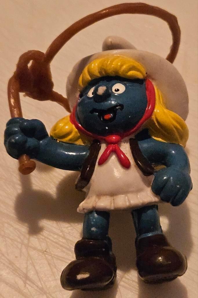 Smurfin cowboy Schleich 1983
Dit is een Schleich, Verzamelen, Smurfen, Zo goed als nieuw, Smurfin, Ophalen of Verzenden