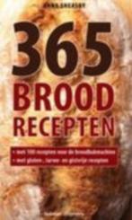 Boek '365 Broodrecepten Voor Machine En Hand', Boeken, Kookboeken, Ophalen of Verzenden, Zo goed als nieuw