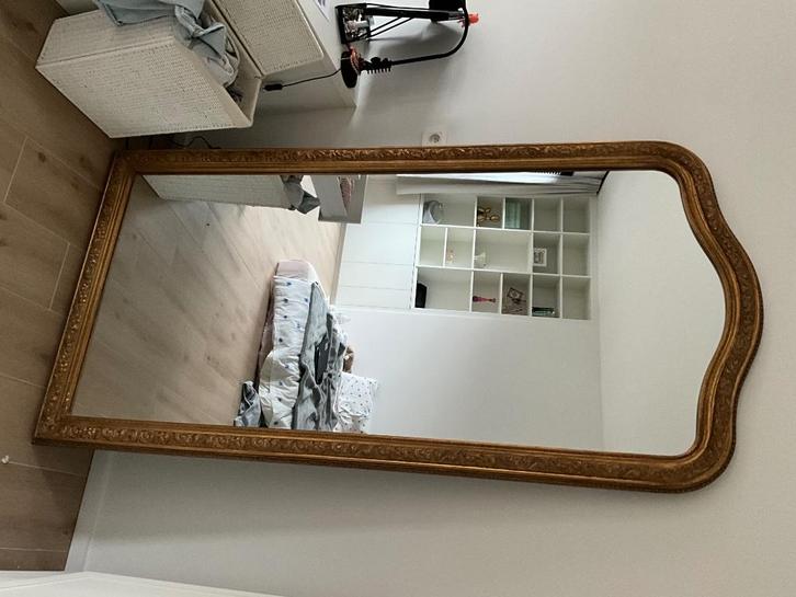 Luxe barok spiegel in goud – grote eyecatcher, Huis en Inrichting, Woonaccessoires | Spiegels, Zo goed als nieuw, 100 tot 125 cm