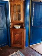 Hoekkast, Antiek en Kunst, Ophalen