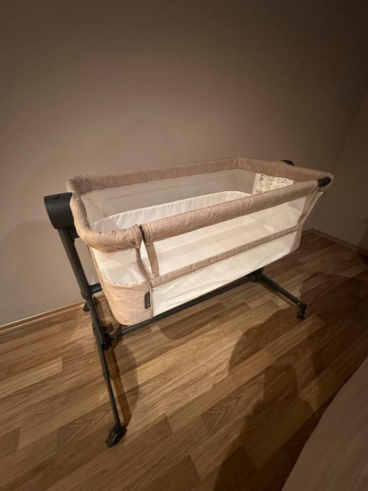 Kinderkraft co-sleeper, Kinderen en Baby's, Babywiegjes en Ledikanten, Zo goed als nieuw, Ophalen