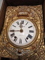 Ik zoek opwindsleutel voor contoiseklok, Enlèvement