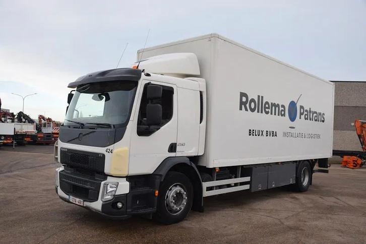 Volvo FL 250 (bj 2015), Auto's, Vrachtwagens, Bedrijf, Te koop, Volvo, Diesel, Euro 6, Automaat, Achterwielaandrijving, BTW verrekenbaar