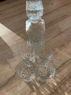 Wishkey set met 4 glazen, Ophalen, Zo goed als nieuw, Borrel- of Shotglas