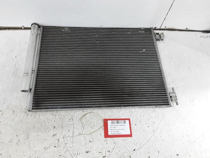 RADIATEUR AIRCO Dacia Duster (SR) (921006454R), Auto-onderdelen, Airco en Verwarming, Dacia, Gebruikt