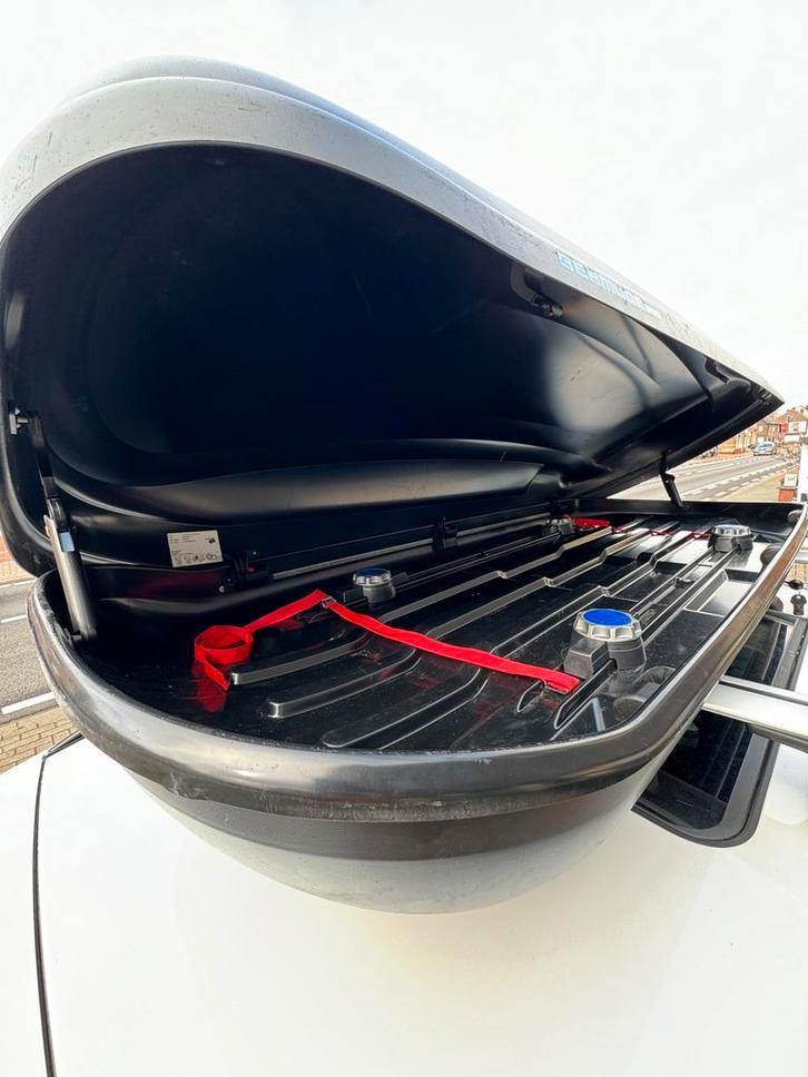 Verhuur - 524L bars en dakkoffer voor BMW X3, Auto diversen, Dakkoffers, Zo goed als nieuw, Ophalen