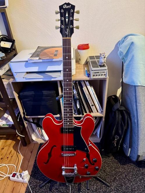 CORT SOURCE p90, Muziek en Instrumenten, Snaarinstrumenten | Gitaren | Elektrisch, Zo goed als nieuw, Semi-solid body, Overige merken