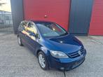 Volkswagen Golf Plus 1.6i, Auto's, Volkswagen, 75 kW, Zwart, 4 cilinders, Blauw