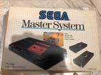 Sega mastersysteem compleet in doos, Games en Spelcomputers, Spelcomputers | Sega, Master System, Zo goed als nieuw