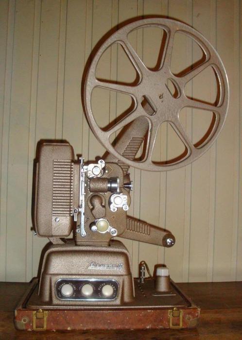vintage filmprojector, Verzamelen, Foto-apparatuur en Filmapparatuur, Projector, Ophalen