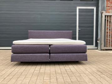 Auping Kiruna boxspring 180x200 Excellent état! Incl matelas disponible aux enchères