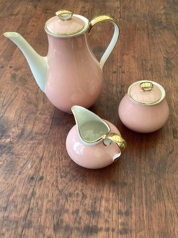 Melitta servies, boch keralux servies en apilco koffiepot, Enlèvement