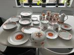 Volledig (68 stuks) retro oranje eet- en koffieservies, Antiek en Kunst, Ophalen of Verzenden