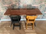 Leuke schoolbank/lessenaar met 2 stoelen (Casala), Ophalen, Gebruikt, Tafel(s) en Stoel(en)