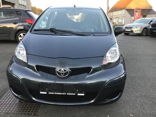 Toyota Aygo KGB10L-AHMRKW (bj 2009), Auto's, Toyota, Bedrijf, Te koop, Aygo, Airbags, Radio, Benzine, Euro 4, Overige carrosserie