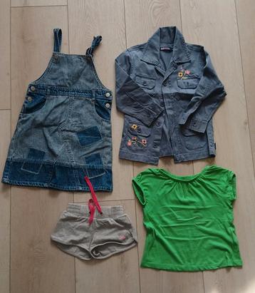 Lot de vêtements pour fille 4 ans  beschikbaar voor biedingen