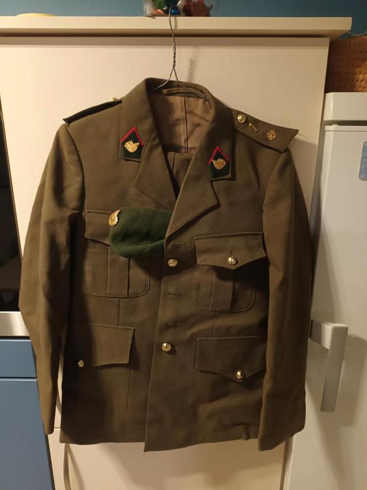 Servicekleding Hunter Ardennais militaire legermilitaria, Verzamelen, Militaria | Algemeen, Ophalen of Verzenden