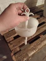 Entonnoir embouteillage, Utilisé