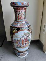 Chinese vaas,Famille Rose, Antiek en Kunst, Ophalen