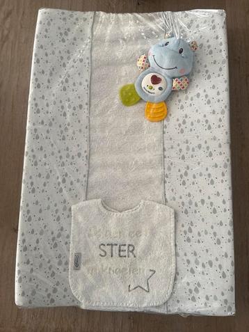 was & verzorgingskussen ChildWood +Bébé-Jou Hoes + slabbetje beschikbaar voor biedingen