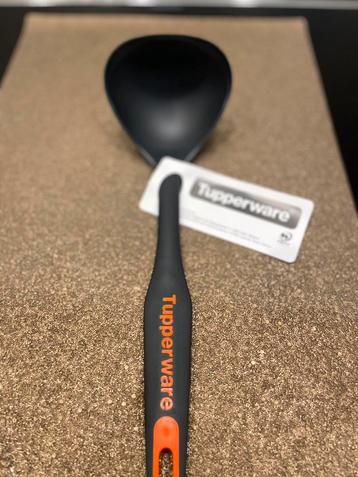 Pollepel tupperware beschikbaar voor biedingen