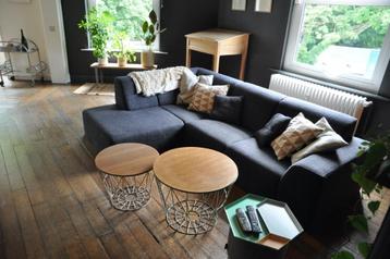 Sofa beschikbaar voor biedingen