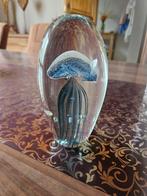 Glazen decoratiestuk met een artistieke weergave vn een kwal, Ophalen