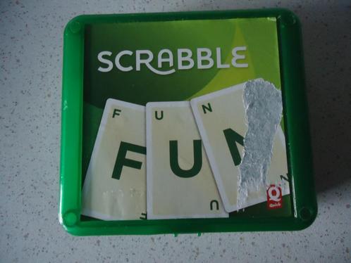 Pocket "Scrabble" FUN in prima Staat !, Hobby en Vrije tijd, Gezelschapsspellen | Overige, Zo goed als nieuw, Een of twee spelers