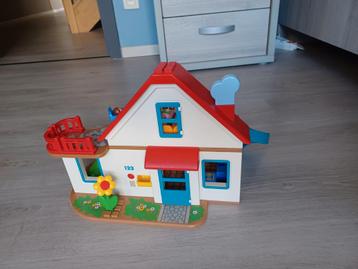 Playmobil woonhuis beschikbaar voor biedingen