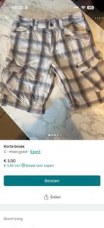 2 korte broeken / mannen, Kleding | Heren, Broeken en Pantalons, Ophalen of Verzenden, Zo goed als nieuw