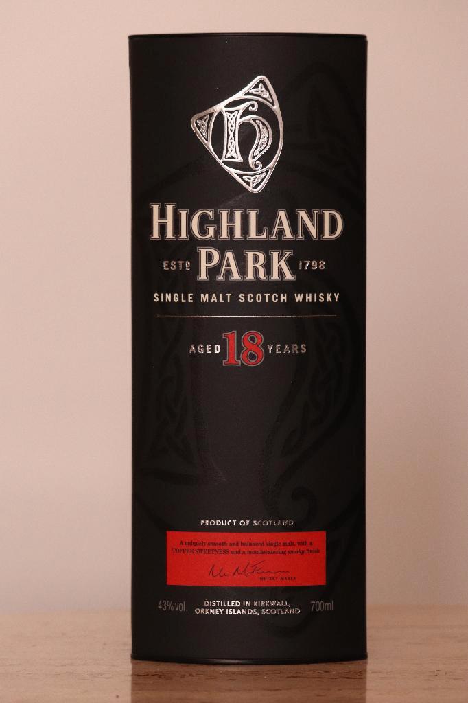 Highland Park 18yo + certificate, Collections, Vins, Neuf, Enlèvement