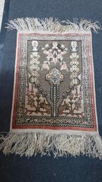 Petit tapis en soie, Enlèvement ou Envoi