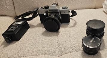 Praktica super tl 2 met 3 lenzen en flash  beschikbaar voor biedingen