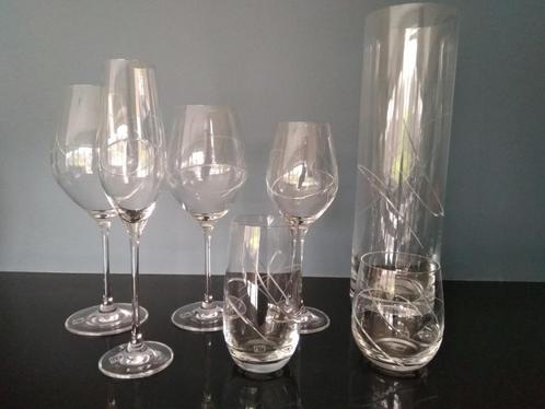 Complete set kristallen glazen, Huis en Inrichting, Keuken | Servies, Nieuw, Glas of Glazen, Overige stijlen, Overige materialen